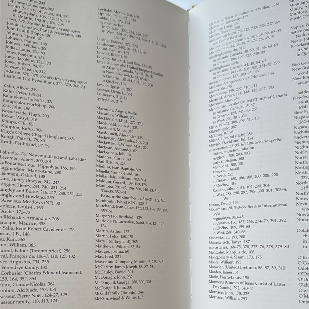 BOOK “Canadian Churches an Architectural History” - Picture 6 of 12